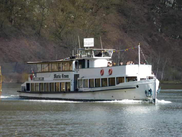 1 hour boat cruise with fragrant coffee and homemade strudel - Portuguese Coffee and Homemade Strudel: Included, Not an Afterthought