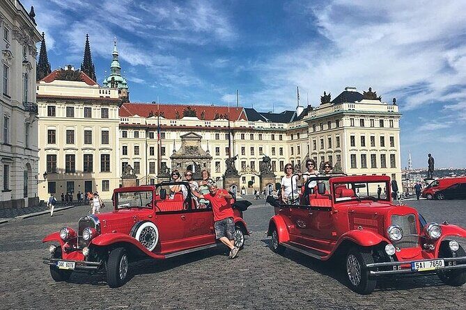 1 hour Old timer Convertible Prague Sightseeing Tour - Wenceslas, the National Theatre, and the Synagogue Stops