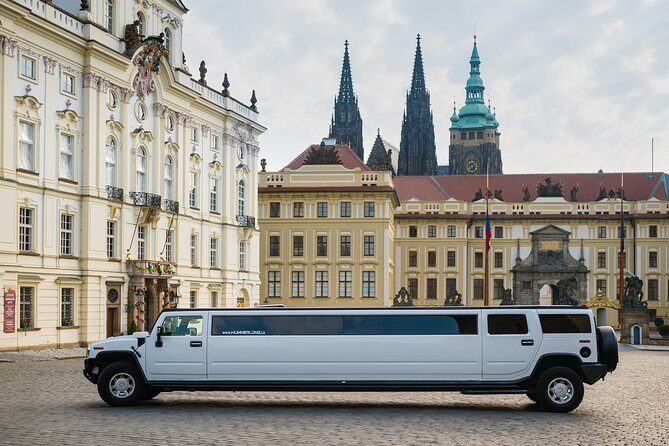 1 Hour Prague Party Hummer Limousine Ride - The chauffeur and onboard experience: where the reviews point