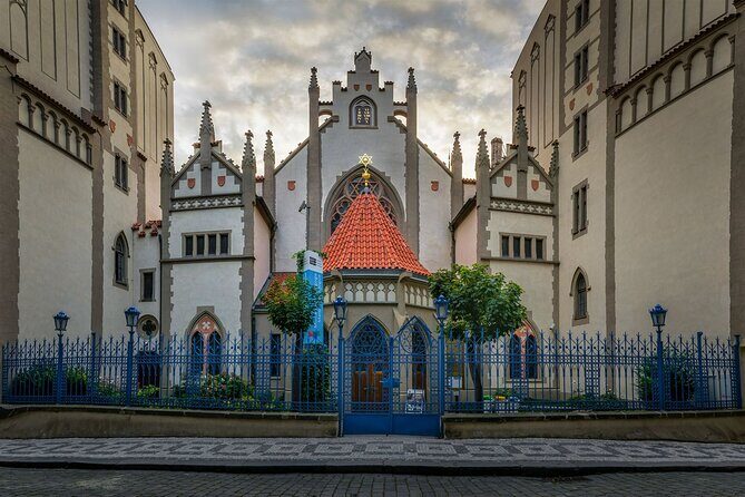 2-Hour Old Town and Jewish Quarter Tour in Prague - Key things to know before you go
