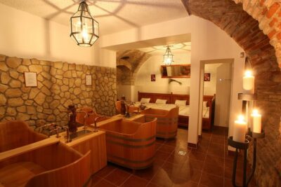 Beer Bath with Unlimited beer! - What Happens During Your 1.5-Hour Spa Session