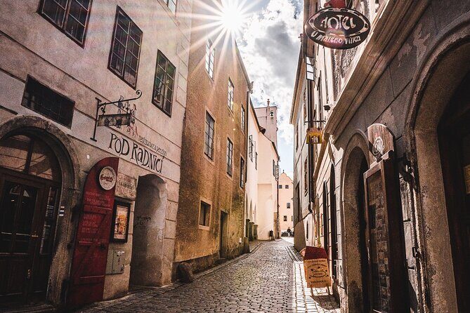 Best of Cesky Krumlov Old Town and Castle Exteriors - Quick reasons this Český Krumlov tour works