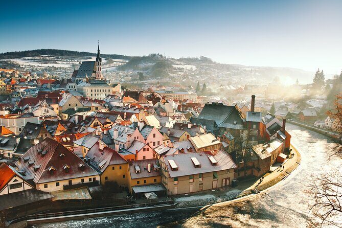 Best of Cesky Krumlov Old Town and Castle Exteriors - Hotel pickup and the Naměstí Svornosti meet point