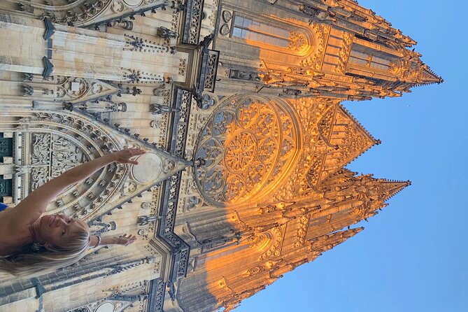 Best of Prague Architecture - private tour with PERSONAL PRAGUE GUIDE - Prague Castle and Saint Vitus Cathedral: Gothic scale without the chaos
