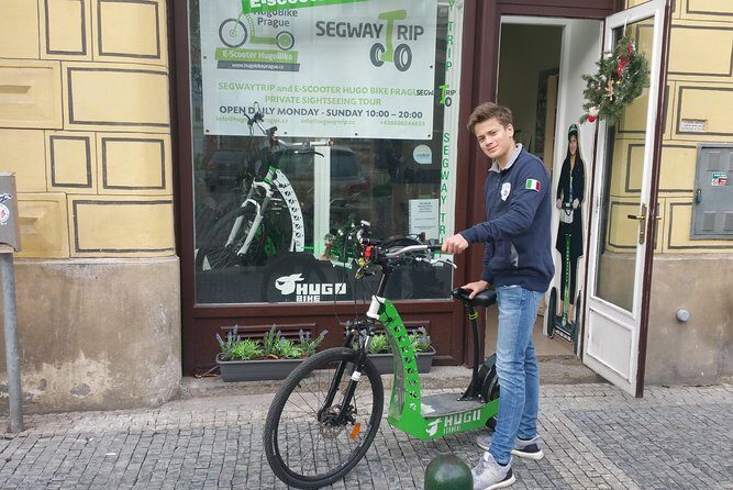 Best Prague Viewpoints: Guided E-Scooter Tour - Lennonova zed: a quick cultural detour with a chance to sign