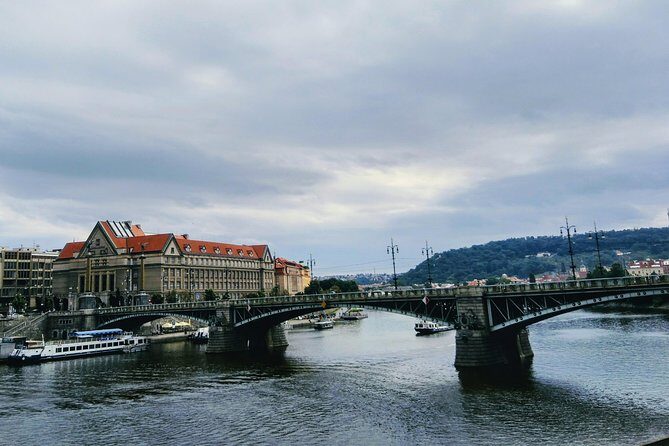 Big scooter tour of Prague, for two (audio guide) - Antonín Dvořák’s villa America: culture in a short visit