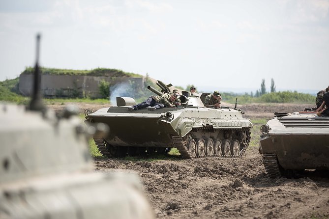 BMP tank driving experience Prague - The 30 Minutes at the Controls of a BMP-1