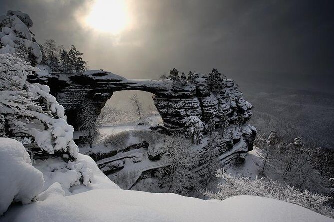 Bohemian And Saxon Switzerland Winter Tour from Prague - Starting at 7:00 am: how the day stays smooth