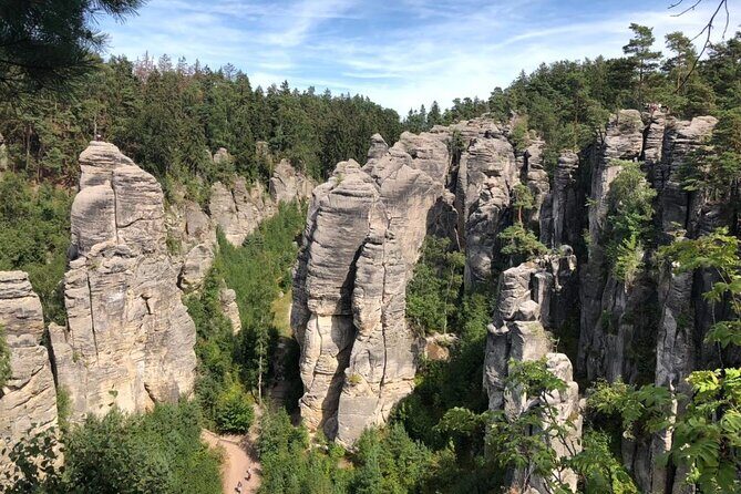 Bohemian Paradise and the Trosky castle tour - Pacing the hike: how to match the moderate fitness level