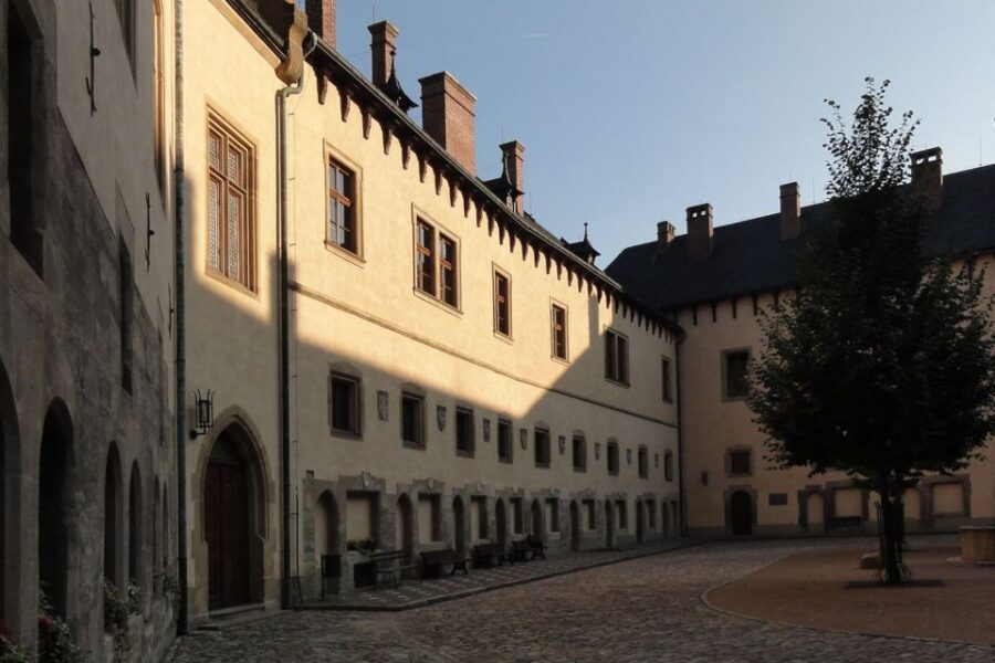 Bone Church and Kutna Hora Private Tour from Prague - St. Barbara’s Cathedral and Kutná Hora’s Gothic-Medieval Side