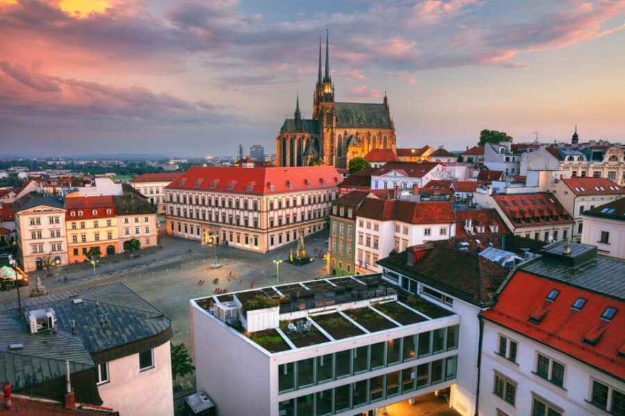 Brno’s Historic Gems: A Walking Tour - Who This Walking Tour Suits Best