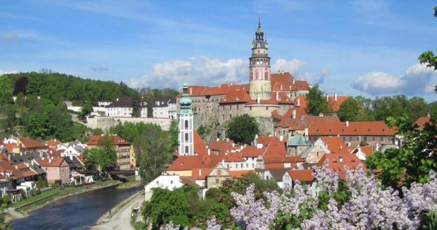 Český Krumlov: 2 Hour Private Walking Tour with Guide - Key things you’ll notice on this 2-hour private tour