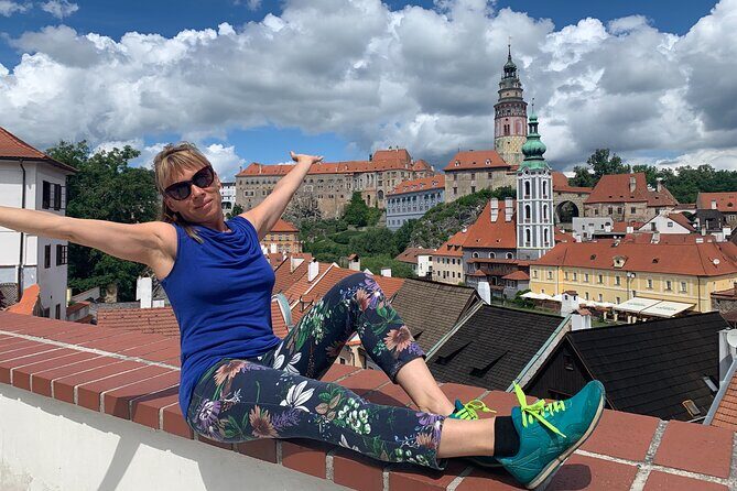 Cesky Krumlov medieval UNESCO sites - private tour with PERSONAL PRAGUE GUIDE - Meeting in Prague: pickup that starts at your door