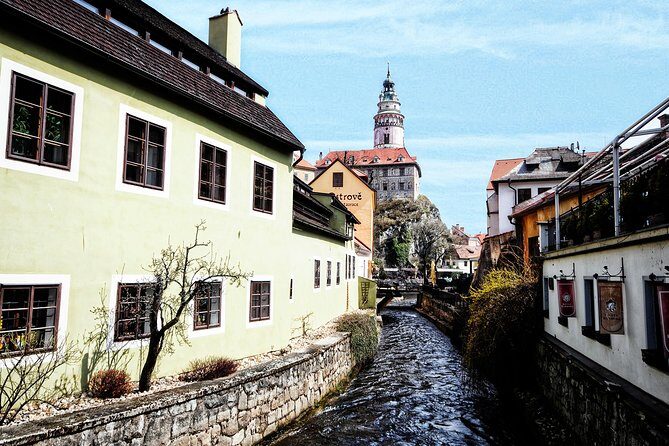 Cesky Krumlov One Day Trip from Prague by bus - Old Town Walking Tour: Fast Orientation on Cobblestones