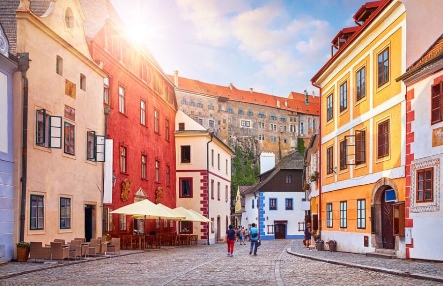 Cesky Krumlov: Private 2-Hour City Walking Tour - Tour basics: what the 2-hour private format gets you