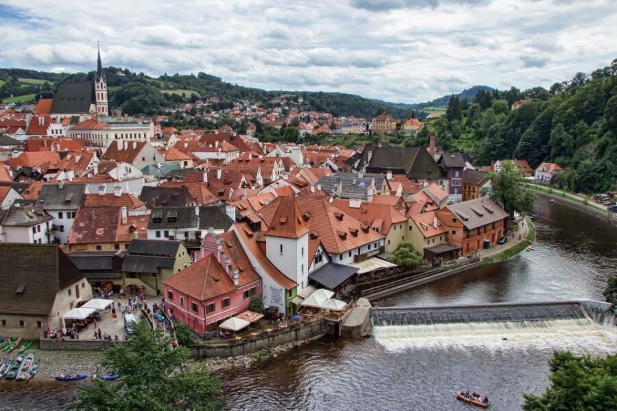 Cesky Krumlov Private Day Trip from Prague - How the driver-guide turns a long Prague drive into part of your day