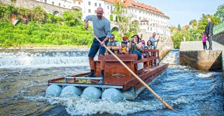 Český Krumlov: Wooden Raft River Cruise - Wooden Raft River Cruise: why this one feels different