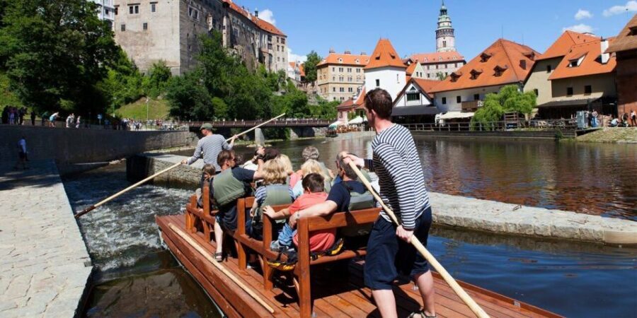 Český Krumlov: Wooden Raft River Cruise - Value check: is $35 for 50 minutes worth it?