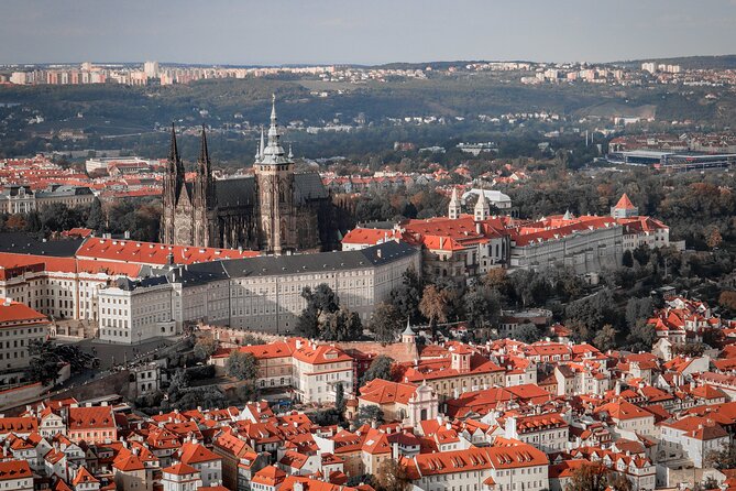 Classic Prague Castle Tour, Strahov Monastery & Castle District - Stop 1: Klarov Park and the Transit Mini-Lesson