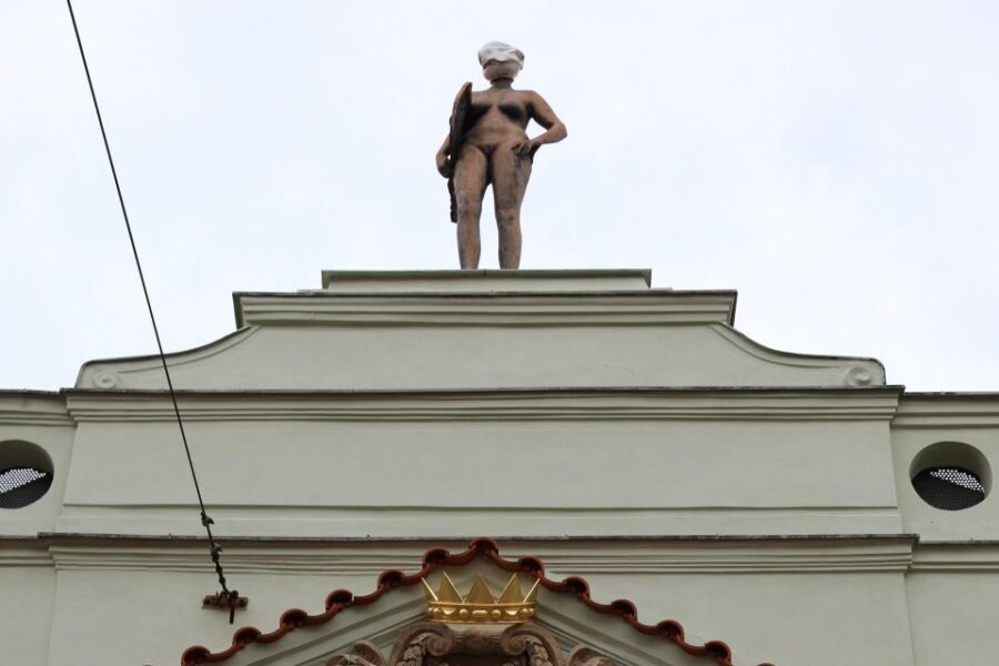 Contemporary art tour in Prague: the works of David Černý - Frank Kafka and Renovation Reality: Don’t Panic if a Work Isn’t Visible