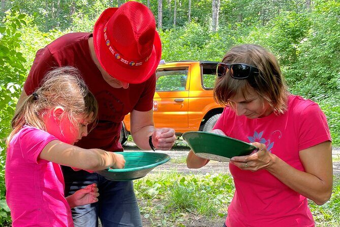 Countryside, Czech Garnet Panning, Farm,Lunch&Beer 4WD Adventure - Why this private 4WD day works so well from Prague