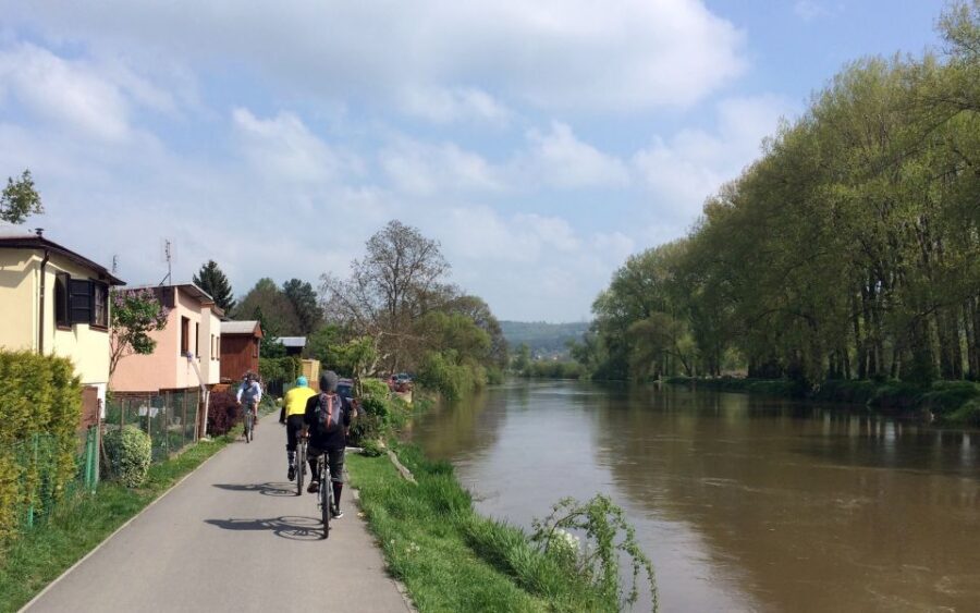 Coutryside bike tour to Karlstejn Castle. - Scenic Stops and Refresh Breaks That Actually Help