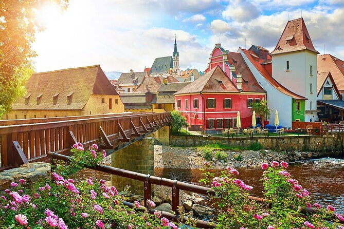Day Trip to the Fairytale Town of Cesky Krumlov - Key things to know before you go