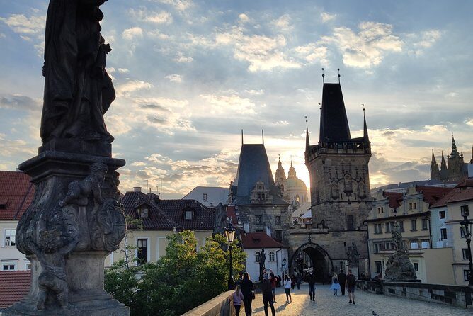 Discover Prague Private Tour - 3 hours - Charles Bridge and the Jewish Quarter: Two Stops That Change the Mood
