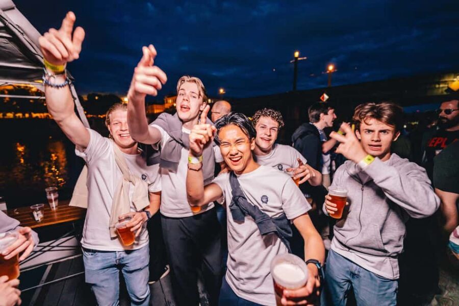 Drunken Monkey Prague Boat Party Open Bar to Duplex Club - The transition to Duplex Rooftop: how the afterparty fits