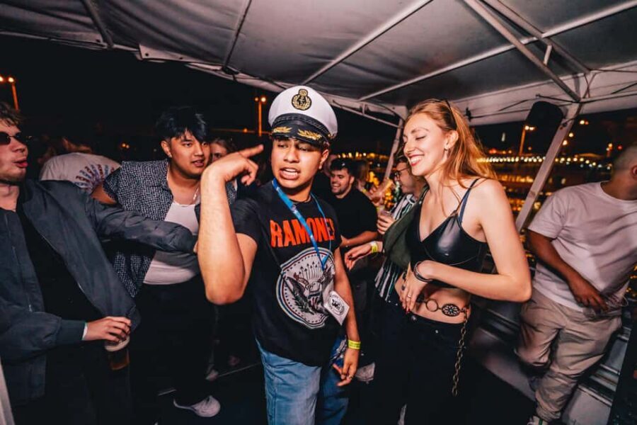 Drunken Monkey Prague Boat Party Open Bar to Duplex Club - Price and value: is $73 per person a smart buy?