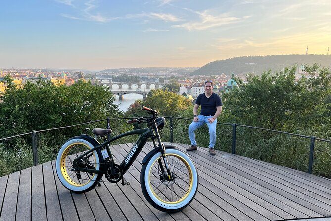 Ebike Sunset tour of Prague - Finding Štěpánská 55: the easiest part is the starting point