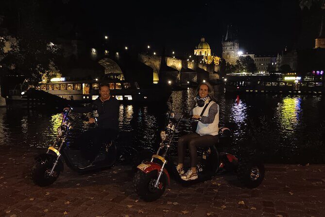 Electric Trike Night Tour in Prague - Live Guided - Lennonova zeď (Wall of Expression): quick, meaningful, and outside