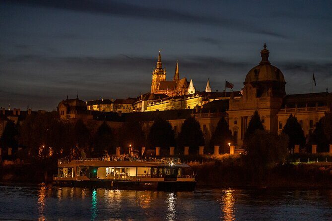 Evening Eco Cruise With a Glass of Prosecco in Bohemia - Getting the most from the guide: phone-first, audio-second