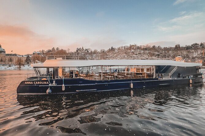 Evening Eco Cruise With a Glass of Prosecco in Bohemia - Why this cruise is such a good “first-timer” move