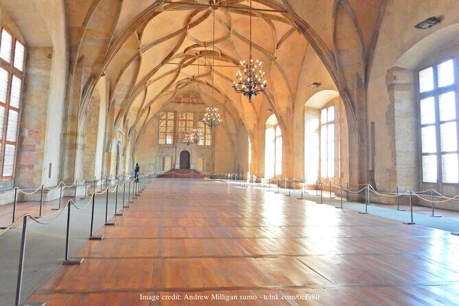 Explore the Historic Prague Castle: Private Half-Day Walking Tour - Getting Around After: Ending at Prague Castle and Using the Help