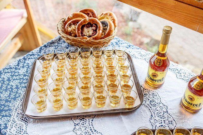 Folklore Evening with Music and Dinner - Dinner at a Czech restaurant: unlimited beer and wine, served with a show