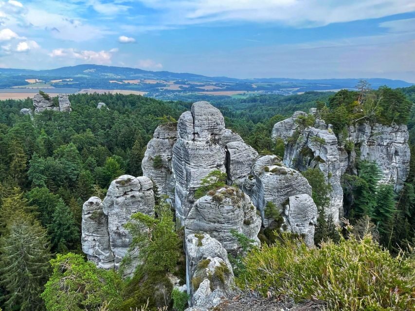 From Prague: Full-Day Bohemian Paradise Guided Hiking Trip - Valdštejn Castle: history you can look at from the trail