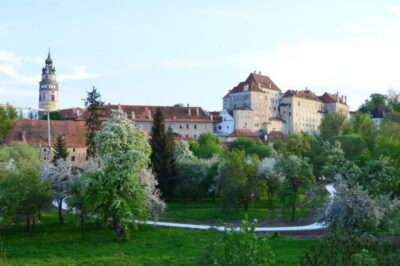From Prague: Full-Day Trip to Česky Krumlov - The guided walk through the UNESCO streets (and how to get the most out of it)