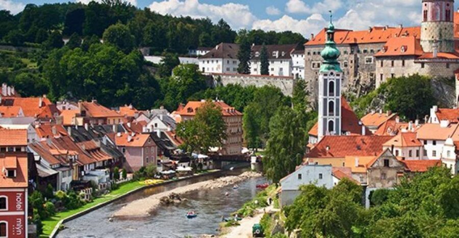 From Prague: Full-Day Trip to Česky Krumlov - Price and value: is $103 worth a day in Český Krumlov?