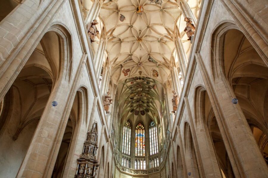 From Prague: Kutna Hora UNESCO Site Tour with Bone Chapel - Getting to Kutná Hora the simple way: train from Prague, guided timing