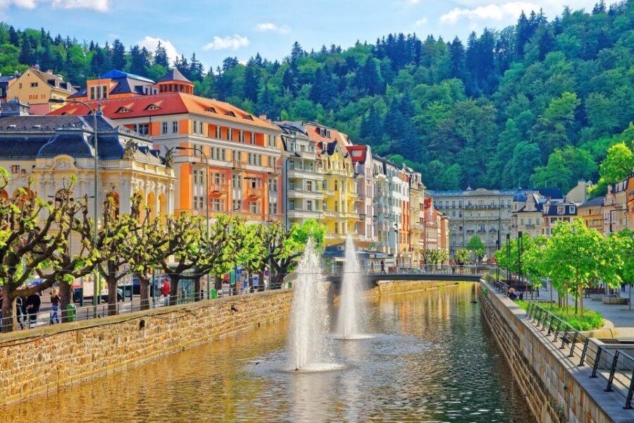 From Prague: One day trip to Karlovy Vary - Your Spa-Jug Moment: Springs, Tastes, and the 72°C Reality