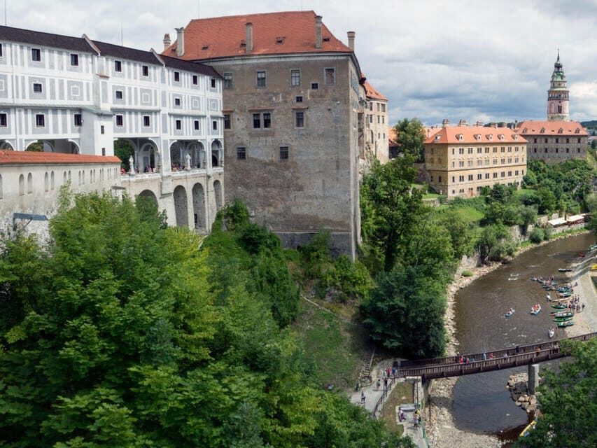 From Prague to the fabulous Cesky Krumlov:fullday experience - What Makes the Guide-Driver Style a Value, Not Just a Luxury