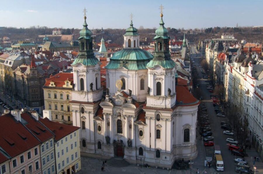 From Vienna: Prague Small-Group Guided Day Tour - Vienna pickup to Prague: why this day trip works