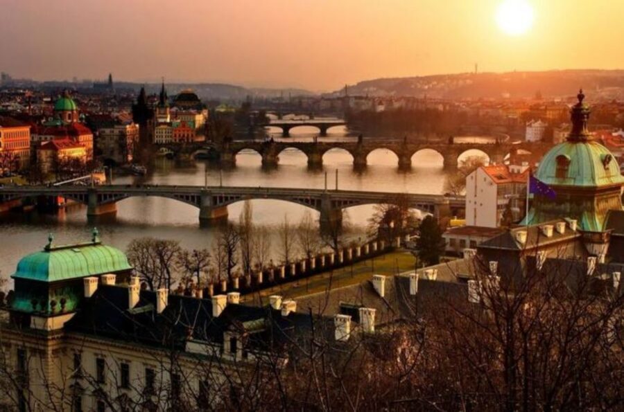 From Vienna: Prague Small-Group Guided Day Tour - Minivan comfort and the road day: breaks, USB charging, and restrooms
