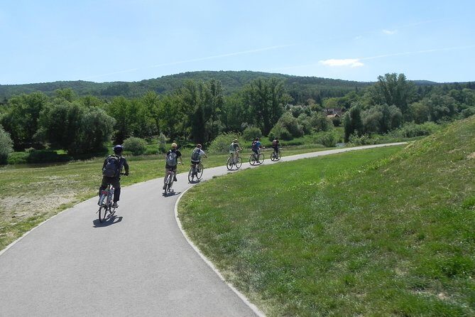 Full-Day Countryside Bike Tour to Karlstejn Castle (small group) - Stop 4: Hlasná Třebáň Lunch Break (One Hour to Recharge)