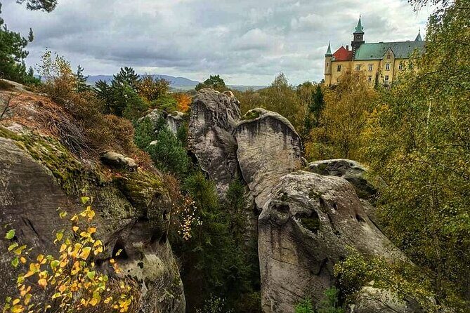 Full-Day Hiking in Bohemian Paradise: Hrubá Skála near Prague - Symbolic Climber Cemetery and Adamovo lože: meaning in small details