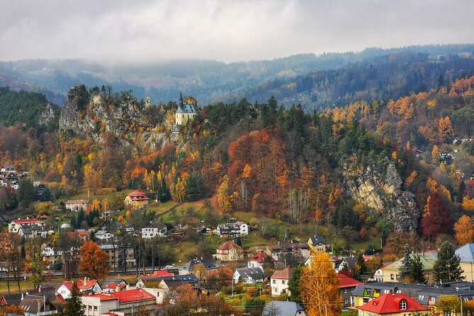 Full-Day Hiking in Bohemian Paradise Malá Skála near Prague - Prague to Český ráj: the train ride that makes the day feel longer (in a good way)