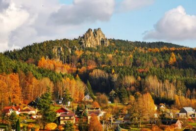 Full-Day Hiking in Bohemian Paradise Malá Skála near Prague - Bohemian Paradise Malá Skála: rock labyrinths, pine forests, and big viewpoints
