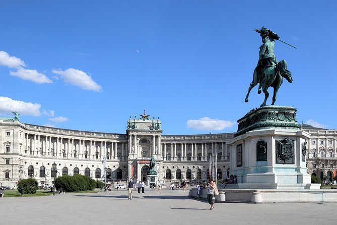 Full-Day Vienna Private Tour from Prague - Your day starts in Prague: pickup, vehicle comfort, and how the schedule feels