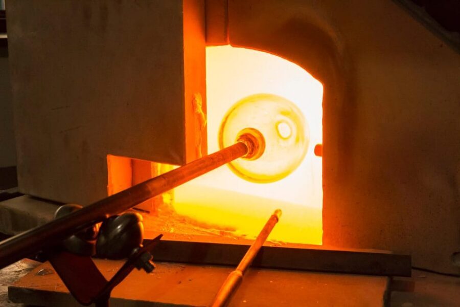 Glass blowing in Prague - What Actually Happens at the Hot Glass Stage